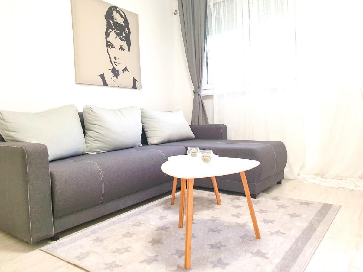 Apartment Iskra Belgrado Buitenkant foto