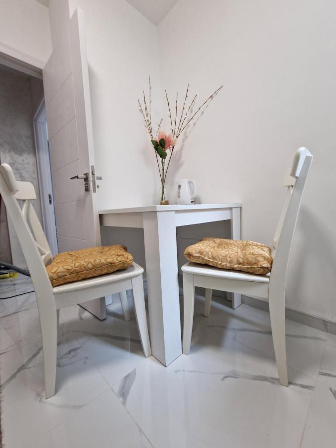Apartment Iskra Belgrado Buitenkant foto